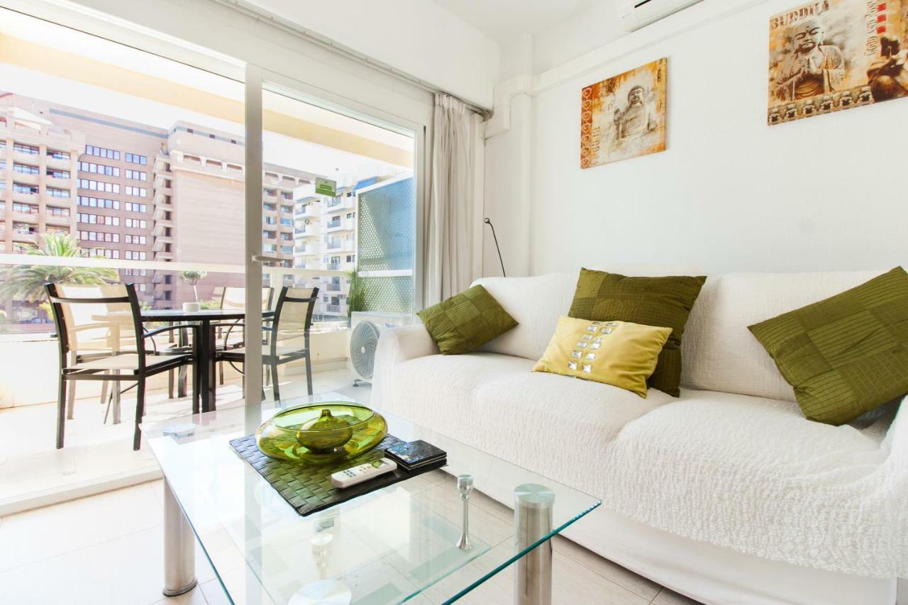 Hotel Apartamento Pyr Fuengirola Private Sunny Pool Side Exterior photo